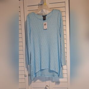 Blue stream textured top Sz M Nwt